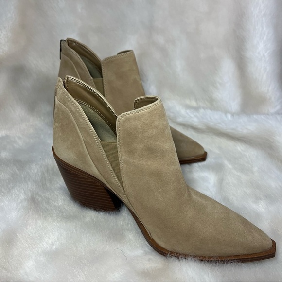 Vince Camuto beige boots suede leather booties coastal cowgirl country festival - Picture 3 of 10
